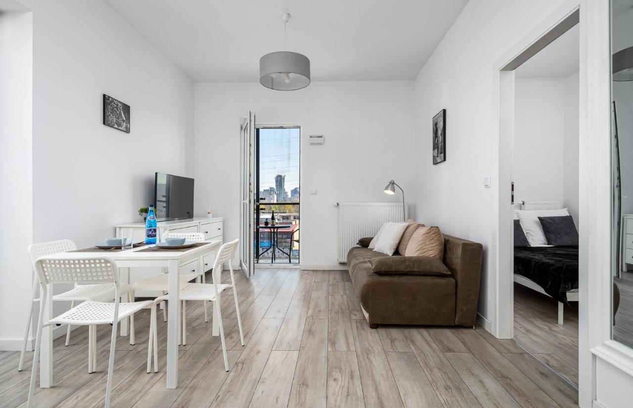 Apartamento Apartament Ks Wola Prymasa 407 Varsovia Exterior foto