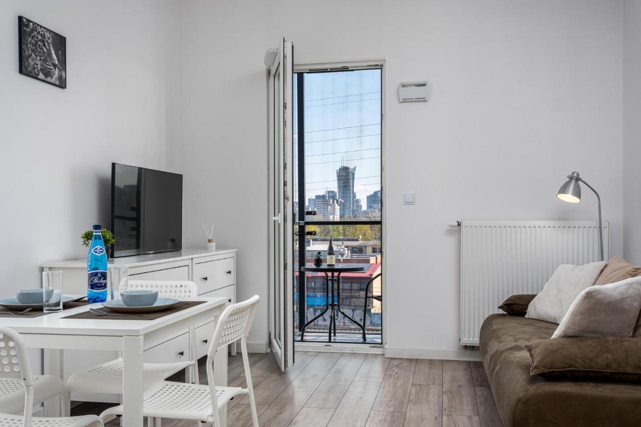Apartamento Apartament Ks Wola Prymasa 407 Varsovia Exterior foto